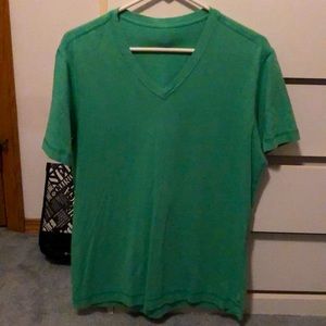 Lululemon Men’s M V Neck